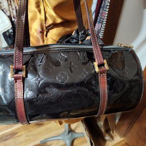 Louis Vuitton papillon Satchel